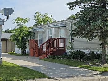 Thumbnail of mobile home