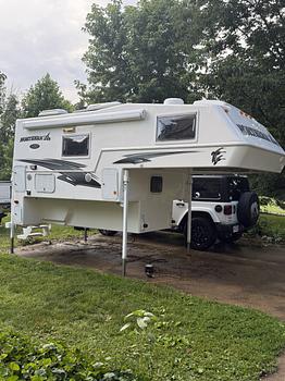 Thumbnail of RV