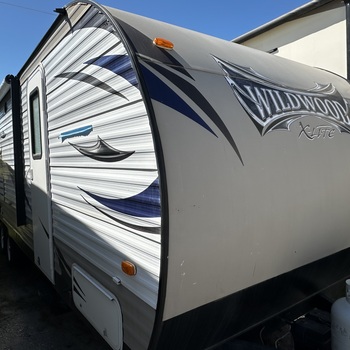 Thumbnail of RV