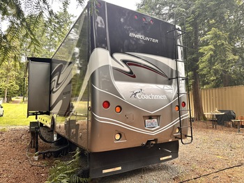 Thumbnail of RV