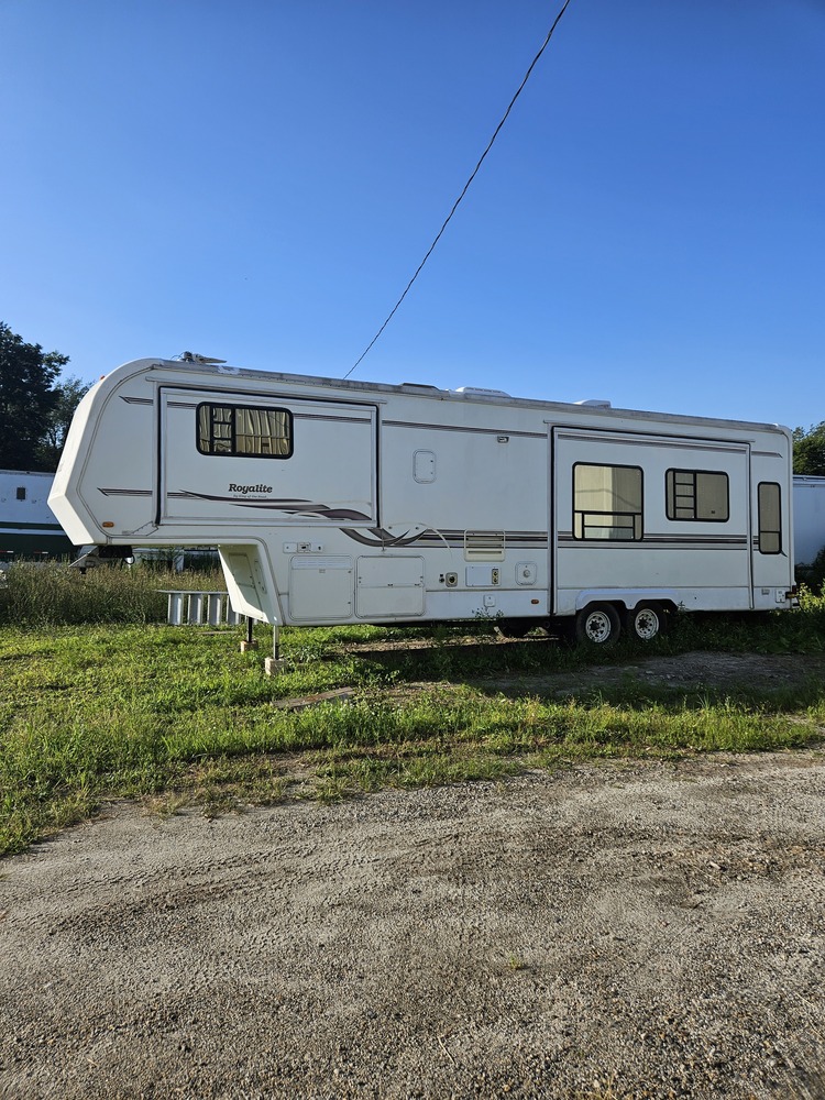 Photo of Rv