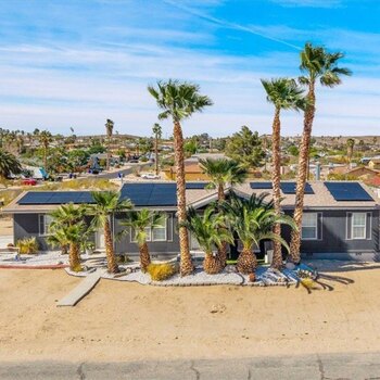 Thumbnail of mobile home