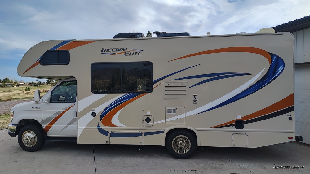 Photo of Rv