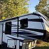 RV for Sale: 2019 FUZION 427