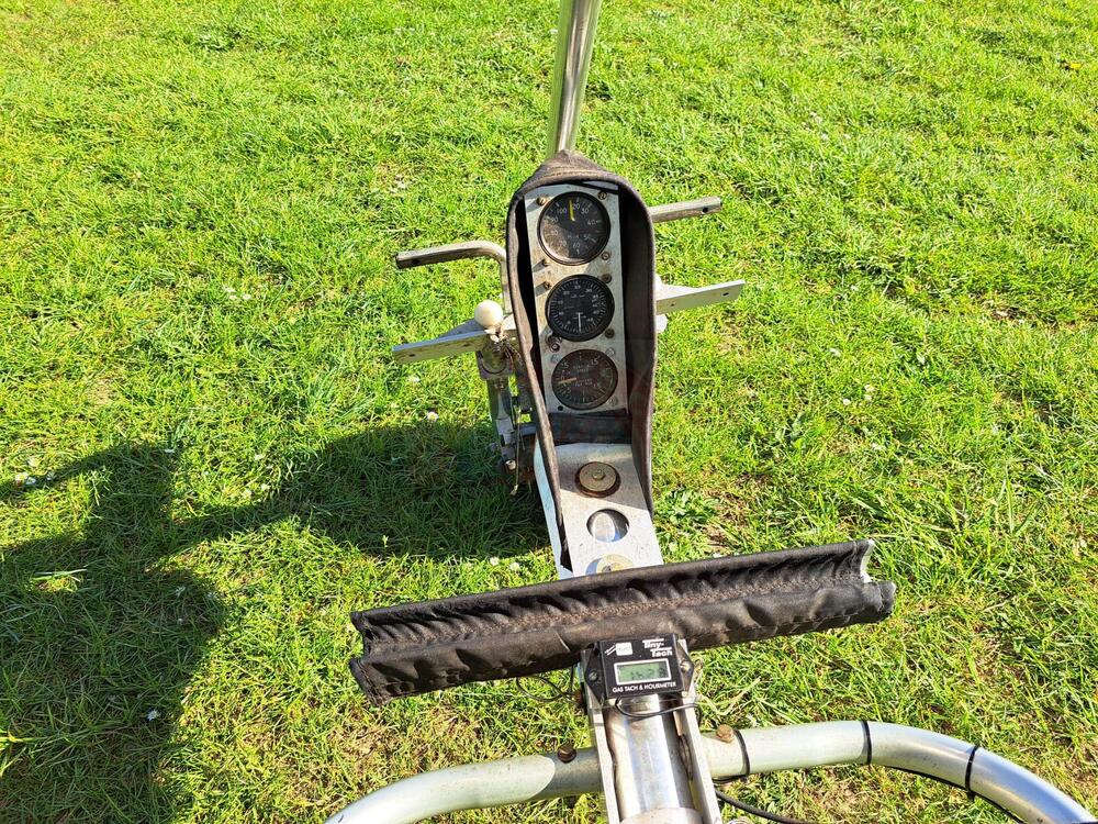 1979adc2-41f2-11f0-87ea-b4e35605155b