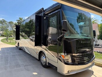 Thumbnail of RV