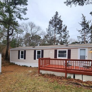 Thumbnail of mobile home