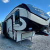 RV for Sale: 2019 COUGAR 27RLS