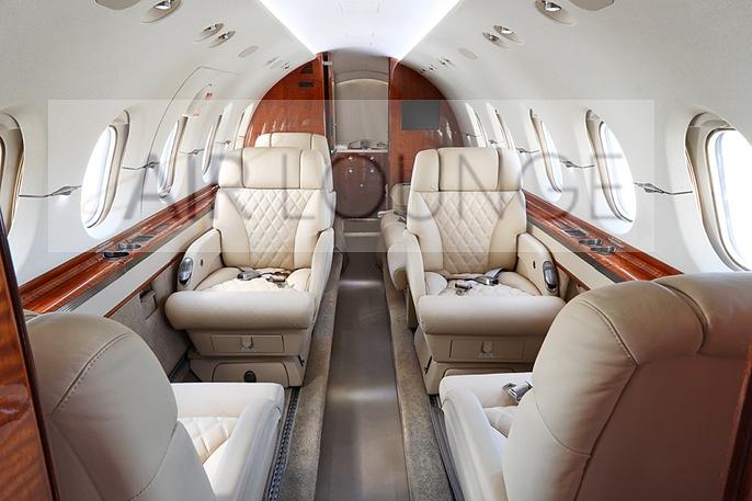 H850XP INTERIOR 1_2.jpg