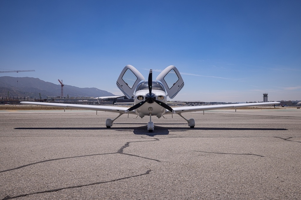 N878EA-7.jpg