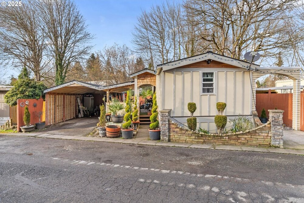 Photo of Mobile Home