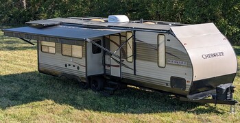 Thumbnail of RV