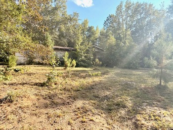 Thumbnail of mobile home lot