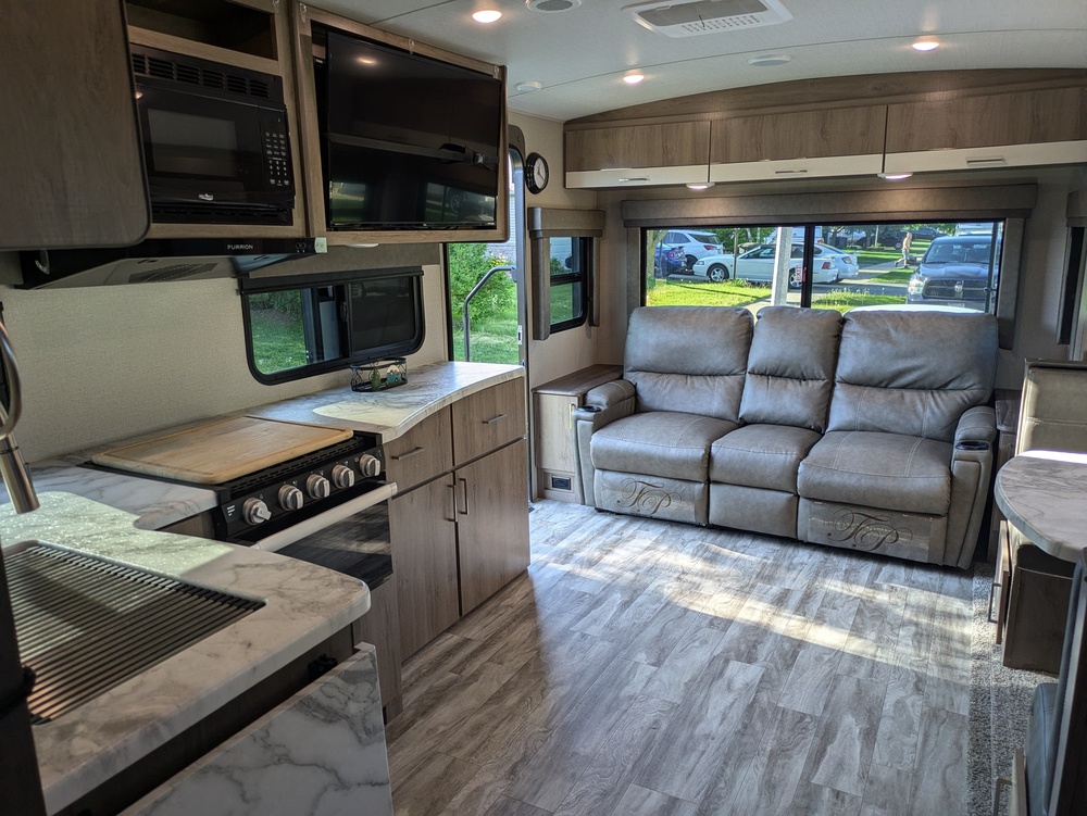 Photo of Rv
