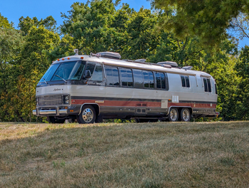 Thumbnail of RV