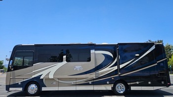Thumbnail of RV