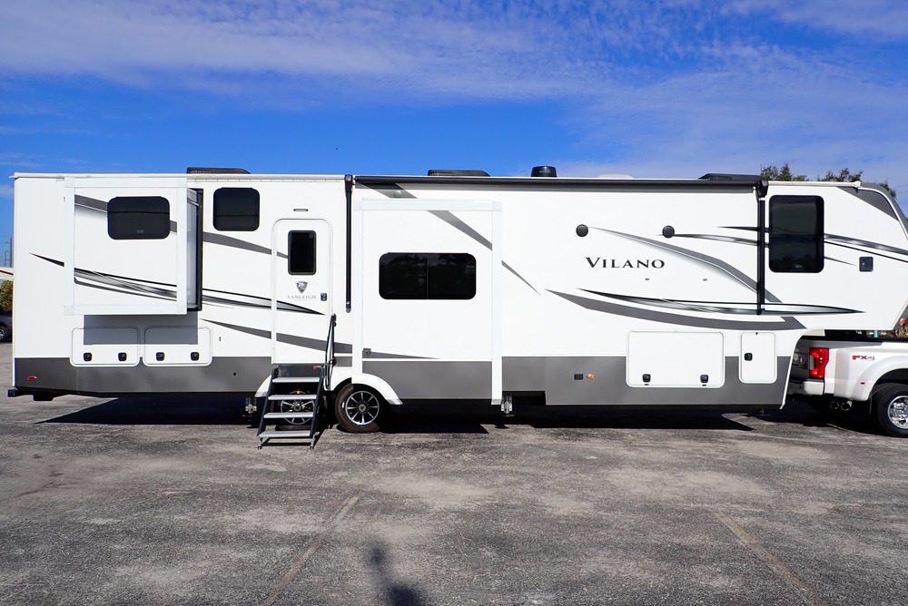 Photo of Rv