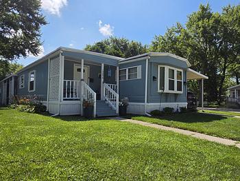Thumbnail of mobile home