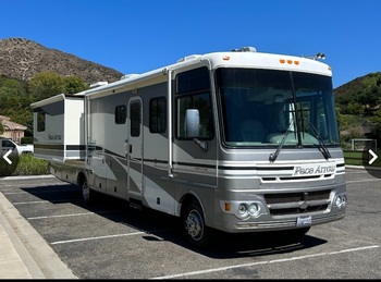Thumbnail of RV