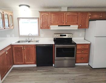 Thumbnail of mobile home