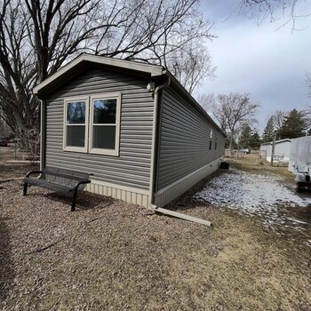 Thumbnail of mobile home