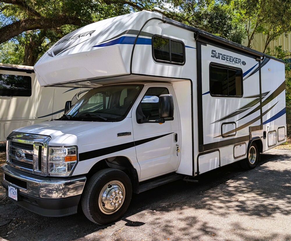 Photo of Rv