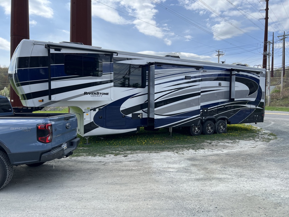 Photo of Rv