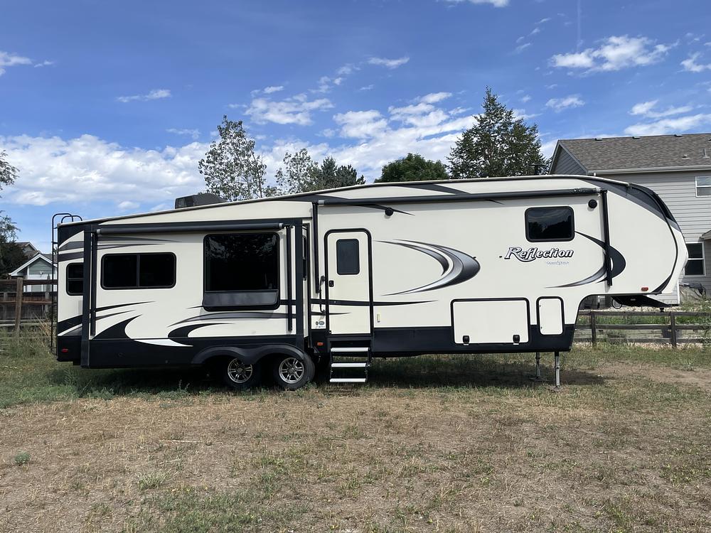 Photo of Rv