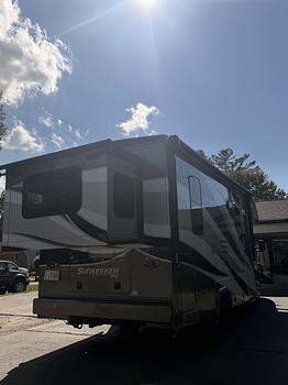 Thumbnail of RV