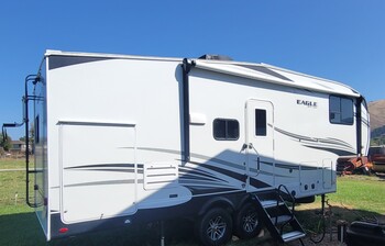 Thumbnail of RV