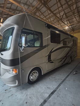 Thumbnail of RV