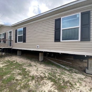 Thumbnail of mobile home