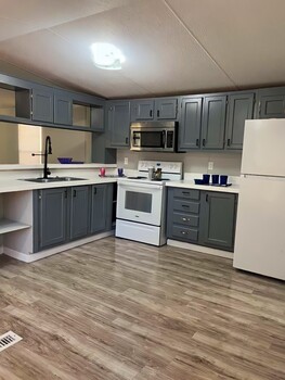 Photo of For Sale: 3-bedroom, 2-bathroom | Marshall 52