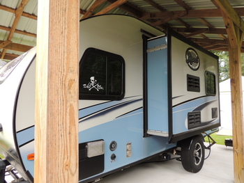 Thumbnail of RV