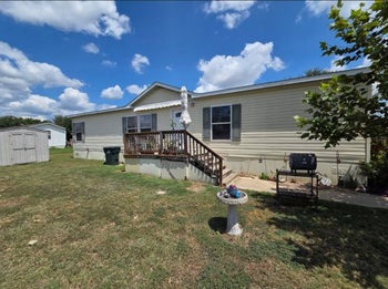 Thumbnail of mobile home