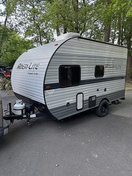 Thumbnail of RV