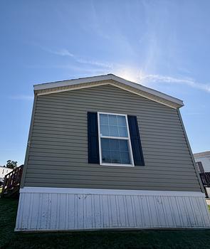 Thumbnail of mobile home