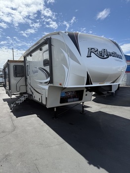 Thumbnail of RV