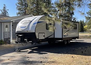 Thumbnail of RV