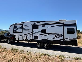 Thumbnail of RV