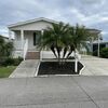 Mobile Home for Sale: 2 Bed 2 Bath 2006 Palm Harbor