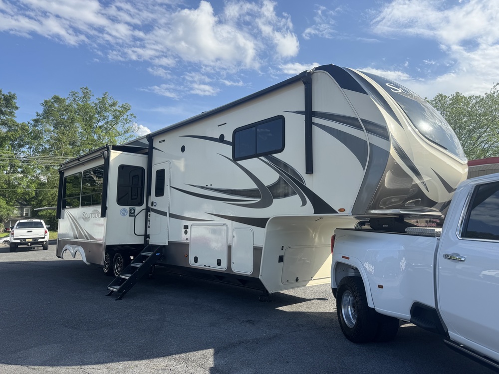Photo of Rv