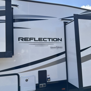 Thumbnail of RV