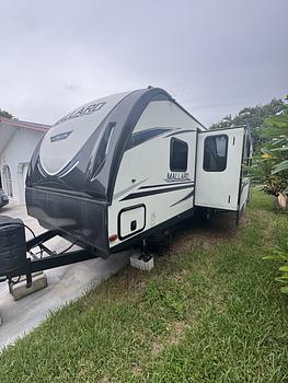 Thumbnail of RV