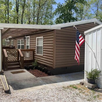 Thumbnail of mobile home