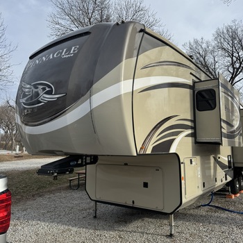 Thumbnail of RV