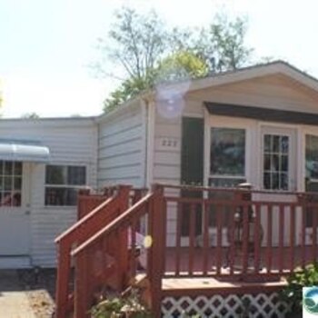 Thumbnail of mobile home