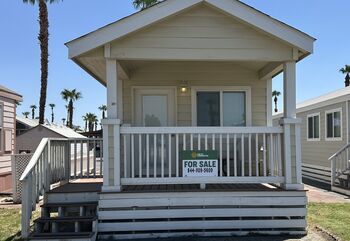 Thumbnail of mobile home