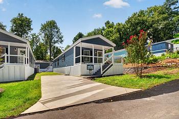 Thumbnail of mobile home
