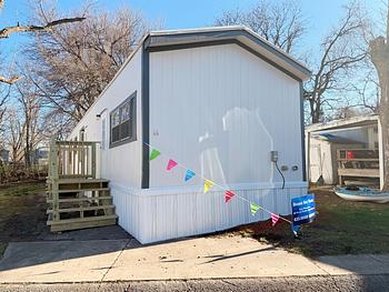 Thumbnail of mobile home